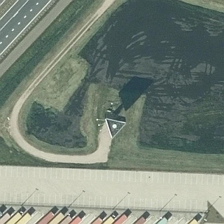 luchtfoto van een reclamemast